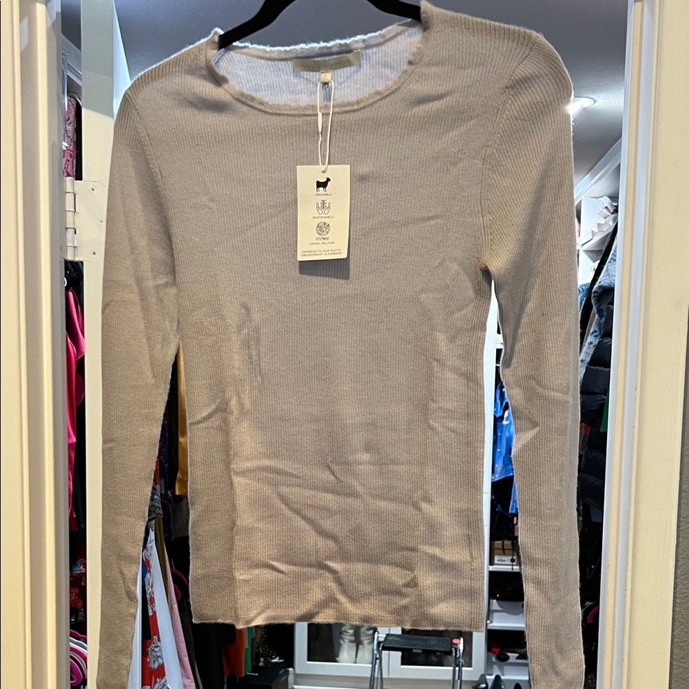 Naked cashmere Women's  Long Sleeve Top 100% cashmere NWT large